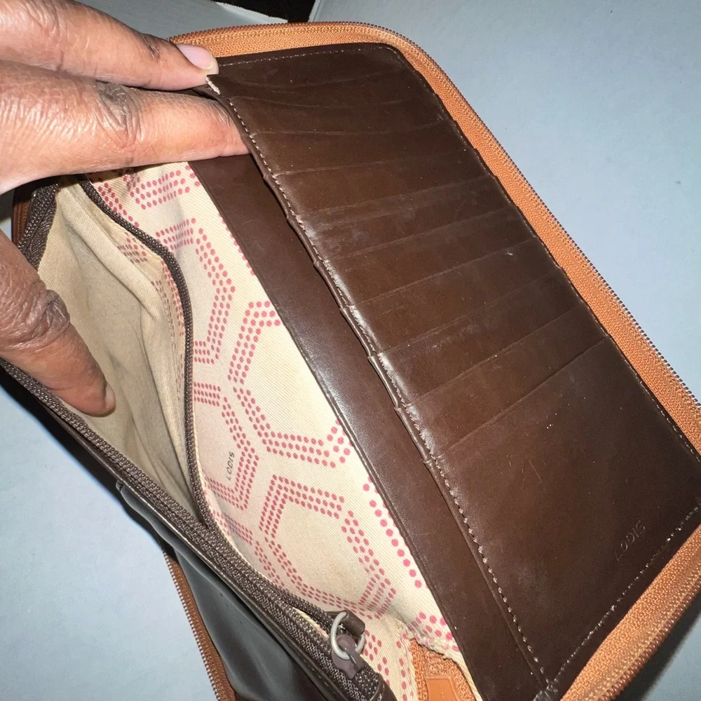 LODIS Brown Leather Unisex/Men's Travel Wristlet